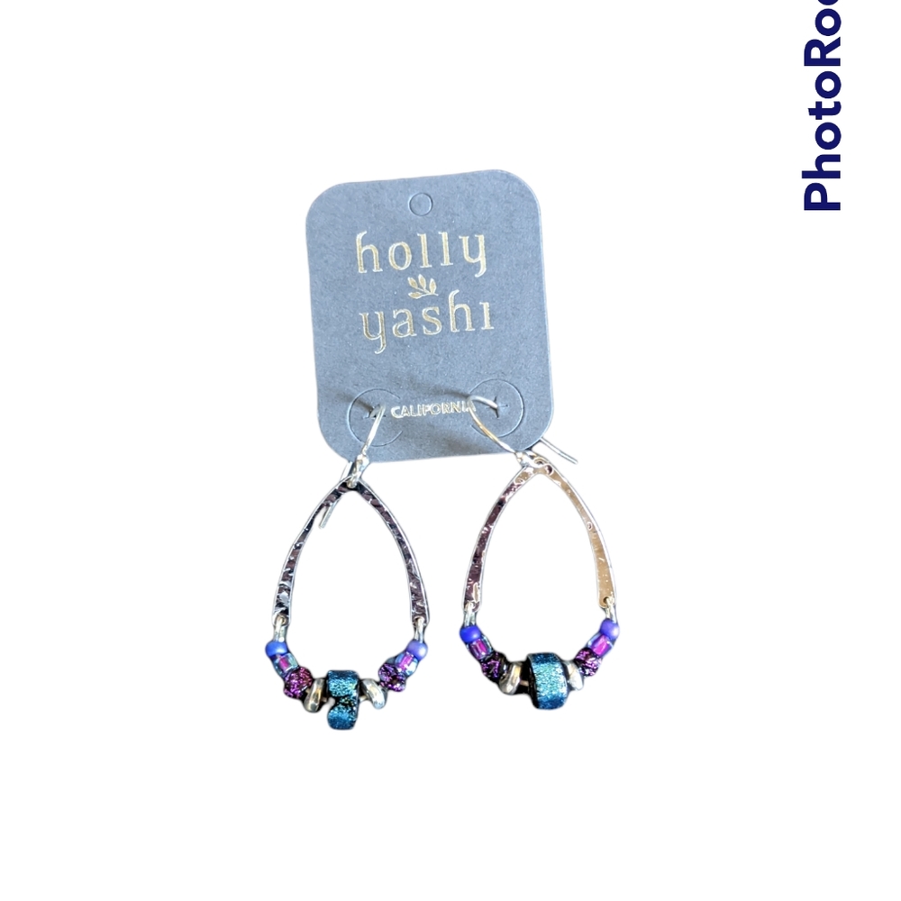 NWT Holly Yashi Ayla earrings